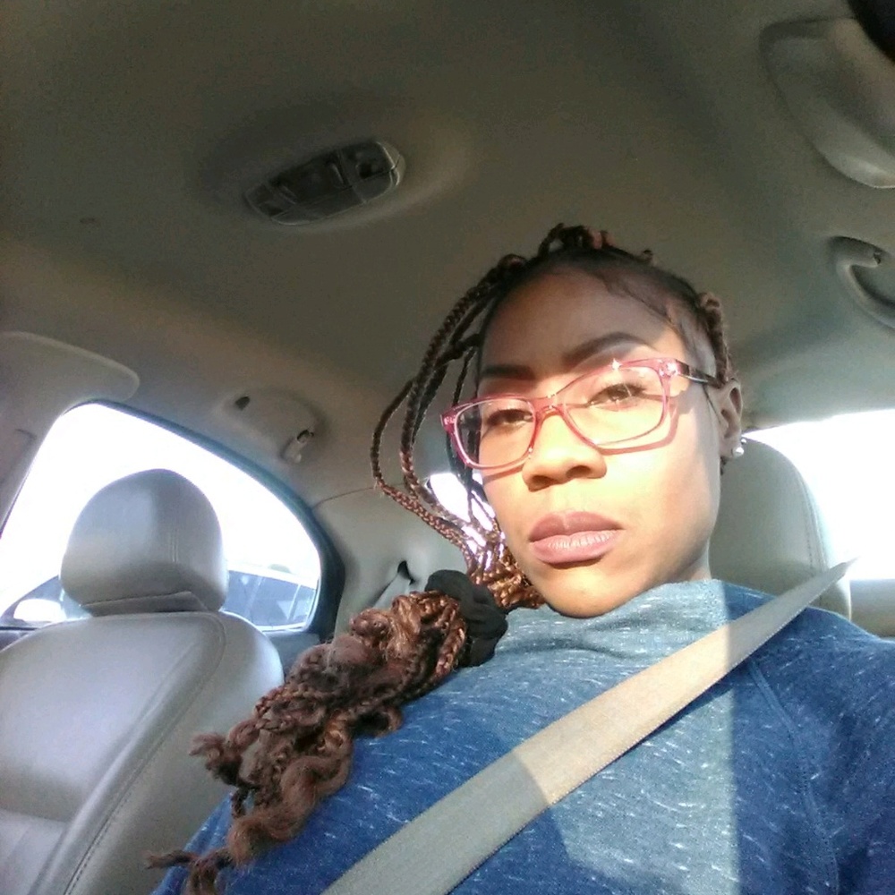 Meet your Posher, Janita